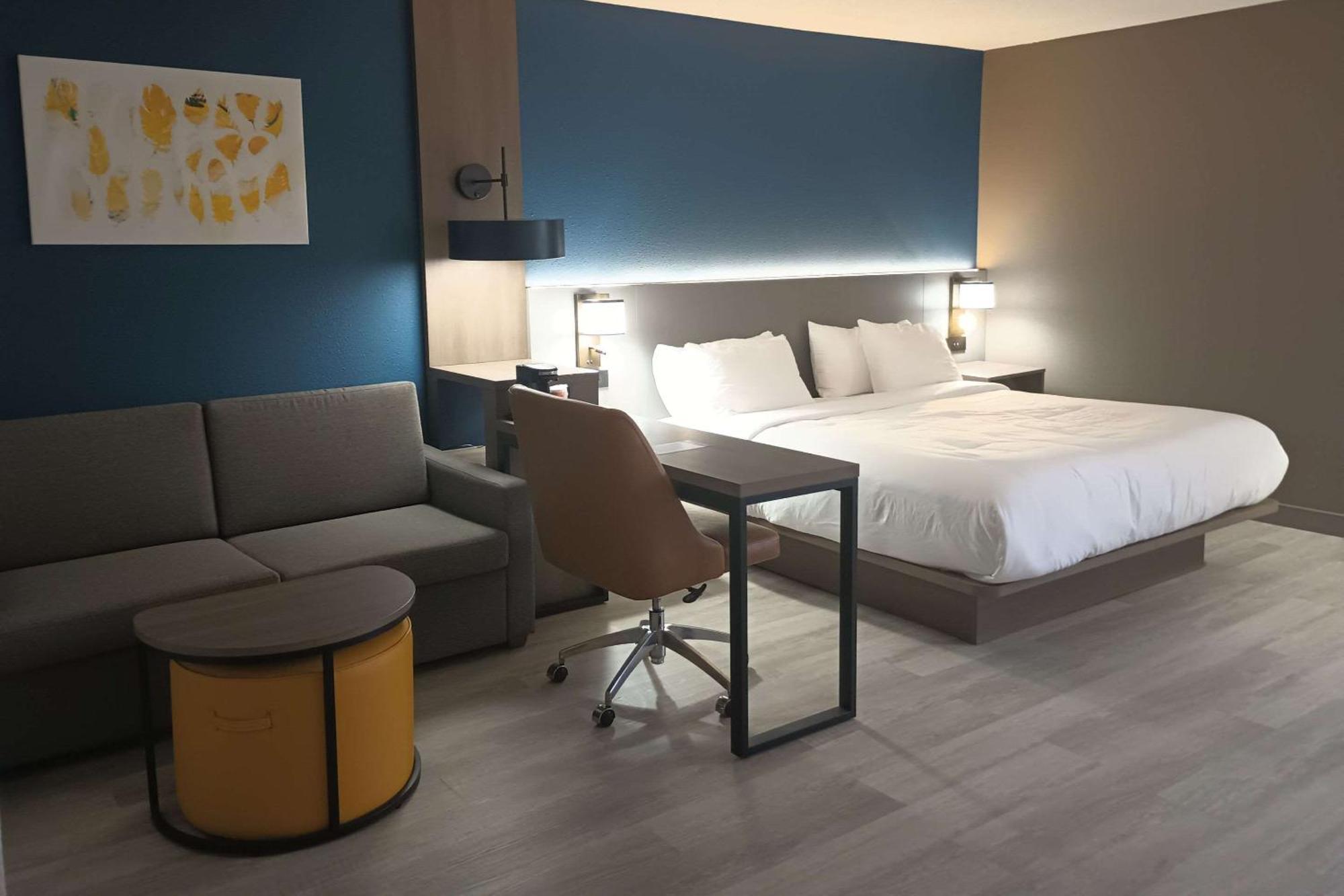 Baymont By Wyndham Johnson City/Binghamton Экстерьер фото